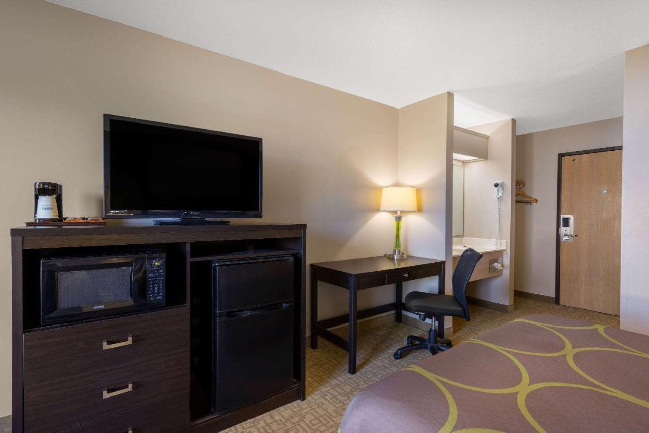 Hotel Super 8 By Wyndham Jackson Mn Esterno foto