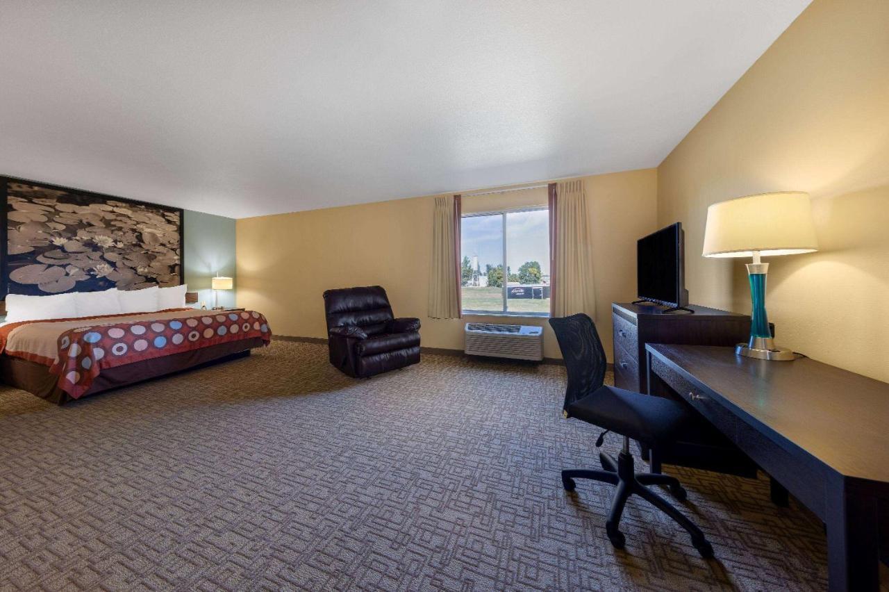 Hotel Super 8 By Wyndham Jackson Mn Esterno foto