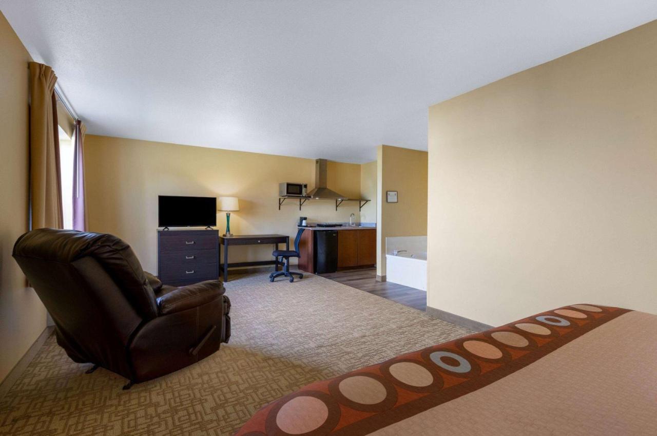 Hotel Super 8 By Wyndham Jackson Mn Esterno foto